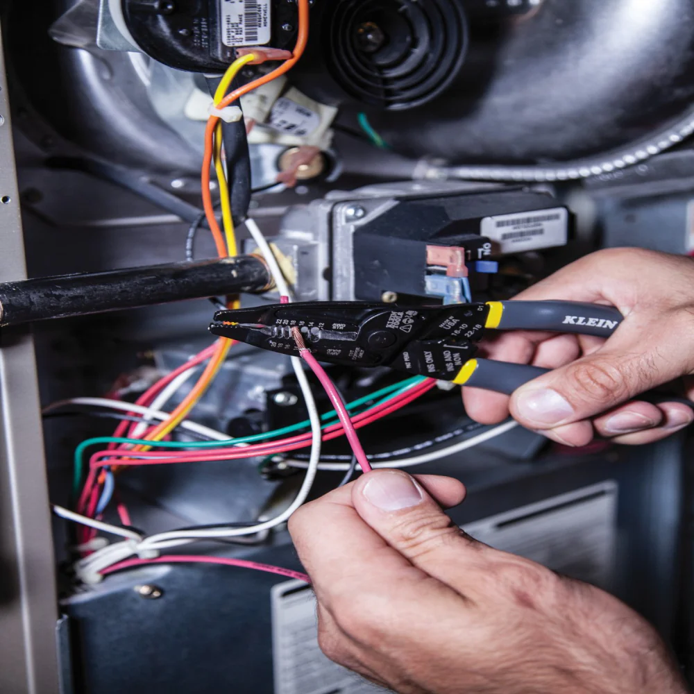 Klein Tools, 1009, Wire Stripper and Crimping Tool, Crimping Capacity 10-22 AWG, Strips 10-20 AWG Solid, 7.75 in Length - Image 6